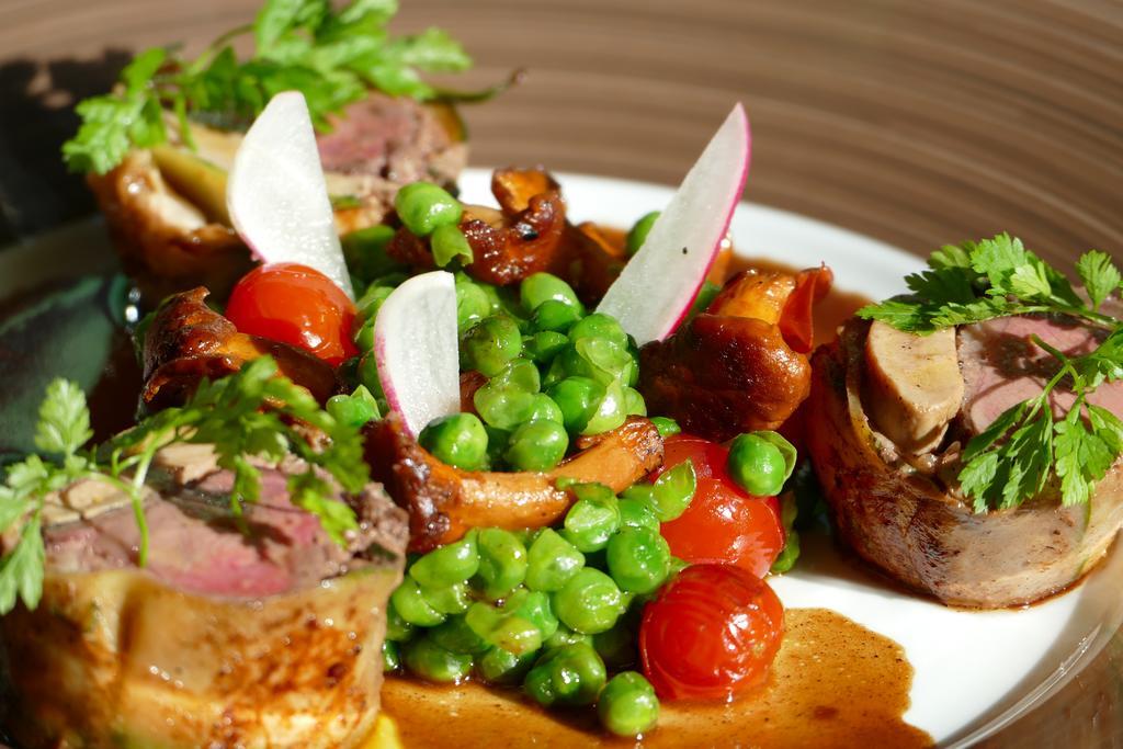 Logis Hotels Le Champalud Restaurant La Citadelle Oree-d'Anjou 외부 사진