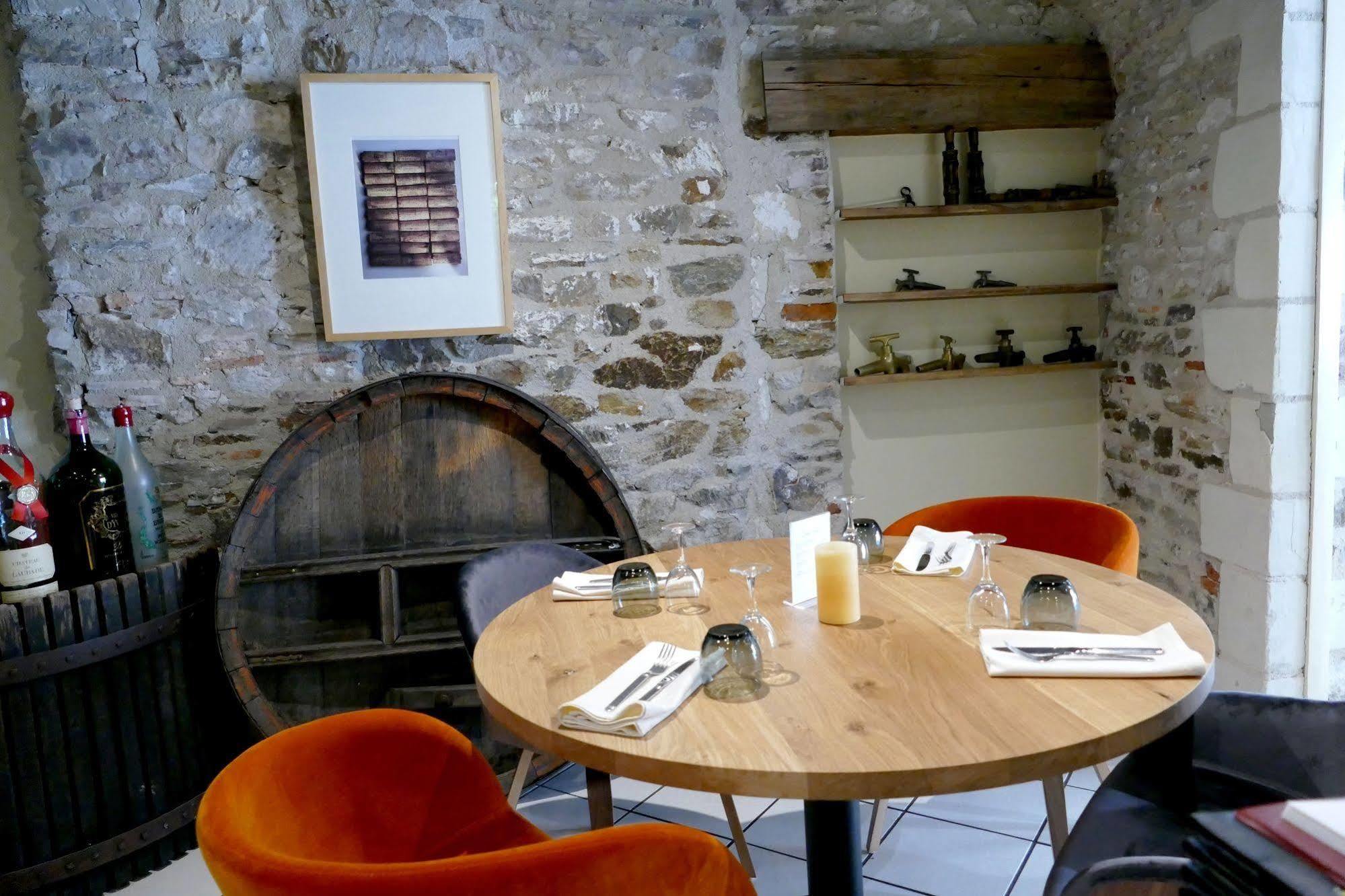 Logis Hotels Le Champalud Restaurant La Citadelle Oree-d'Anjou 외부 사진