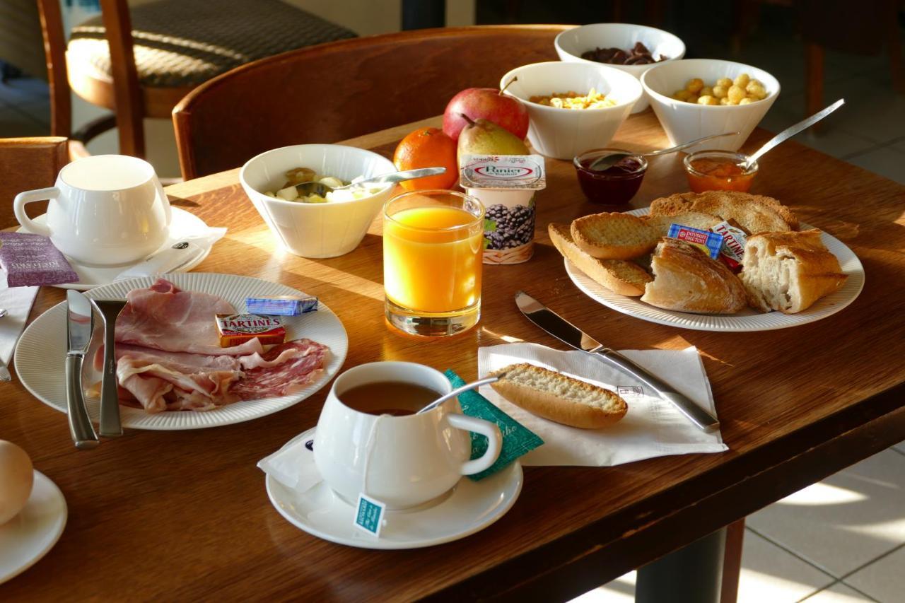 Logis Hotels Le Champalud Restaurant La Citadelle Oree-d'Anjou 외부 사진